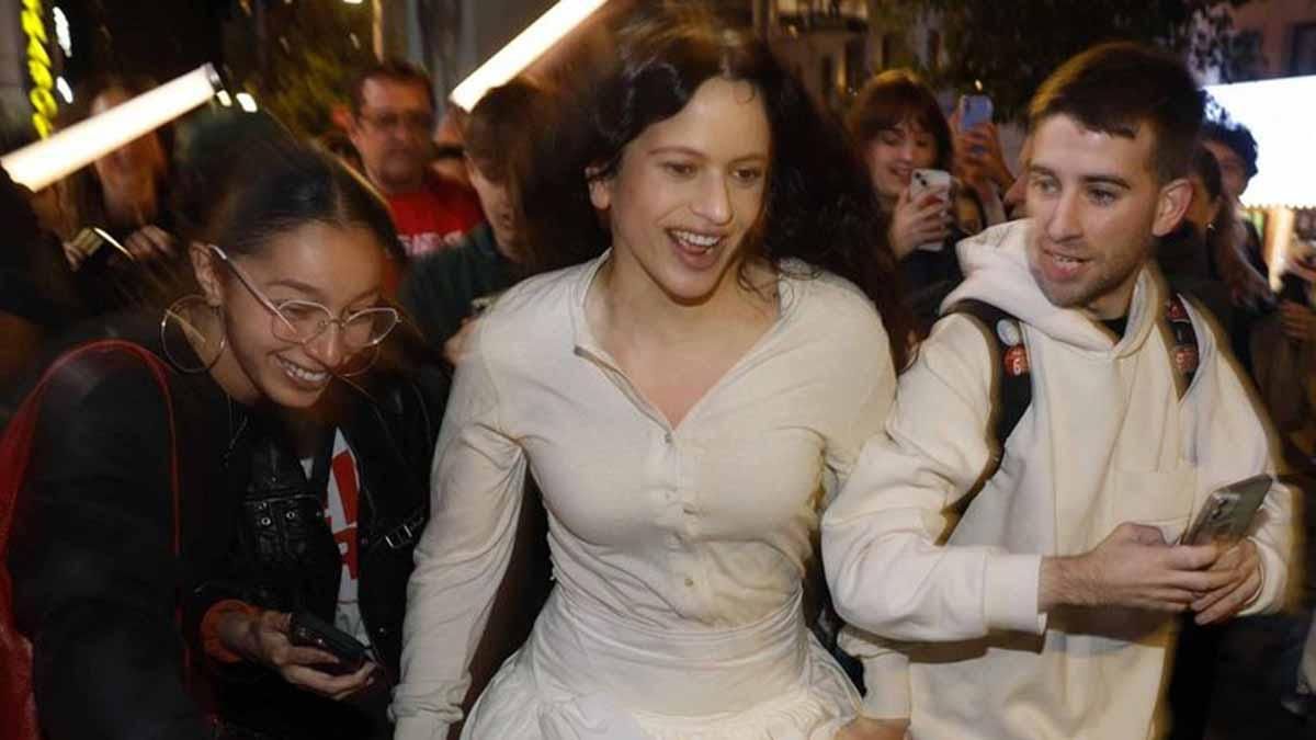 Rosalía, durante su aparición sorpresa en Madrid