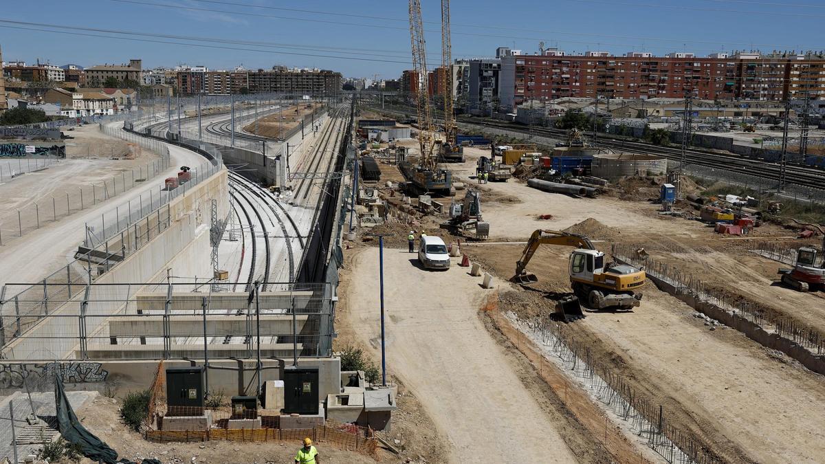 Obras del canal de acceso a València, clave para el corredor mediterráneo.