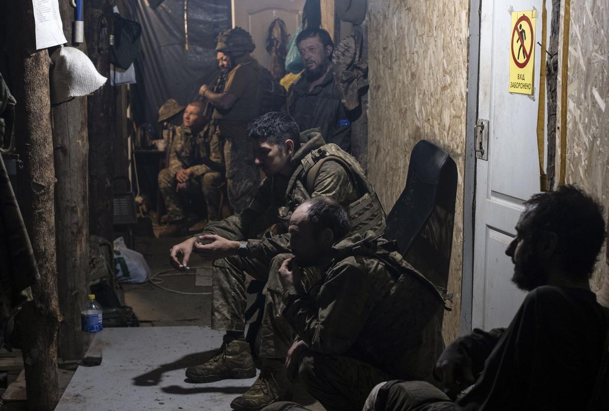 Soldats ukrainiens de la 93e brigade sur le front de Donetsk.