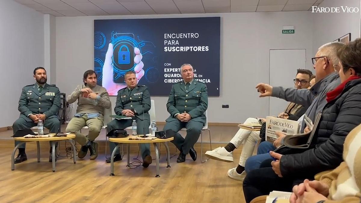 Guardias civiles expertos en ciberdelitos: «Vemos a jóvenes gallegos que, por 100 euros, abren cuentas bancarias destinadas a dinero estafado»