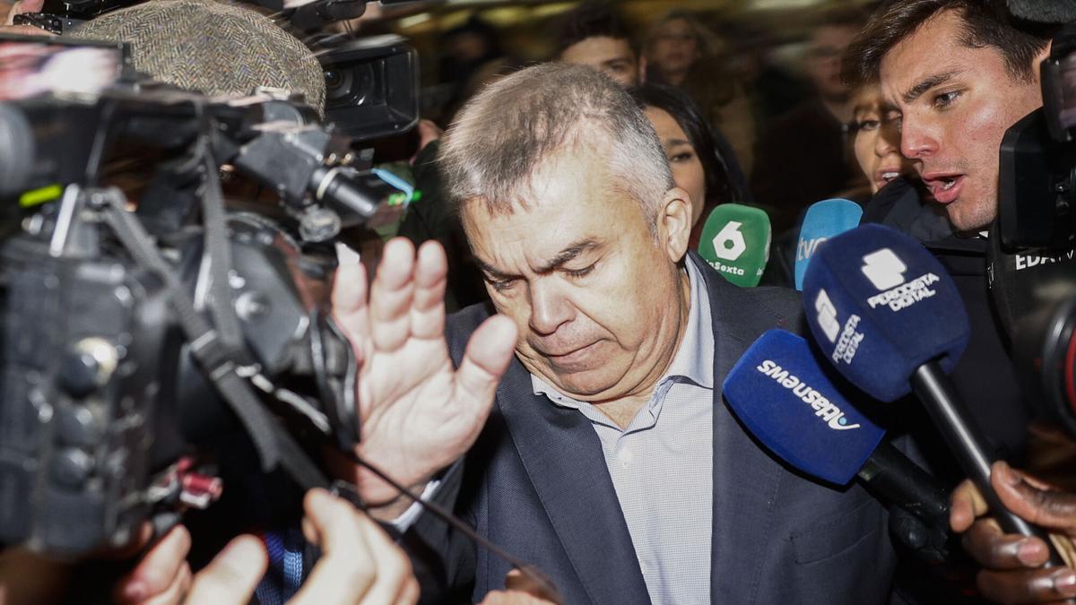 Cerdán sale de la cárcel de Soto del Real