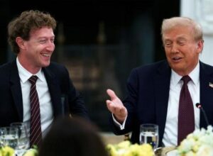 Trump engage Mark Zuckerberg et Jensen Huang comme conseillers sur la réglementation de l&rsquo;IA