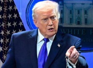 Trump paralyse les attaques contre l’Iran