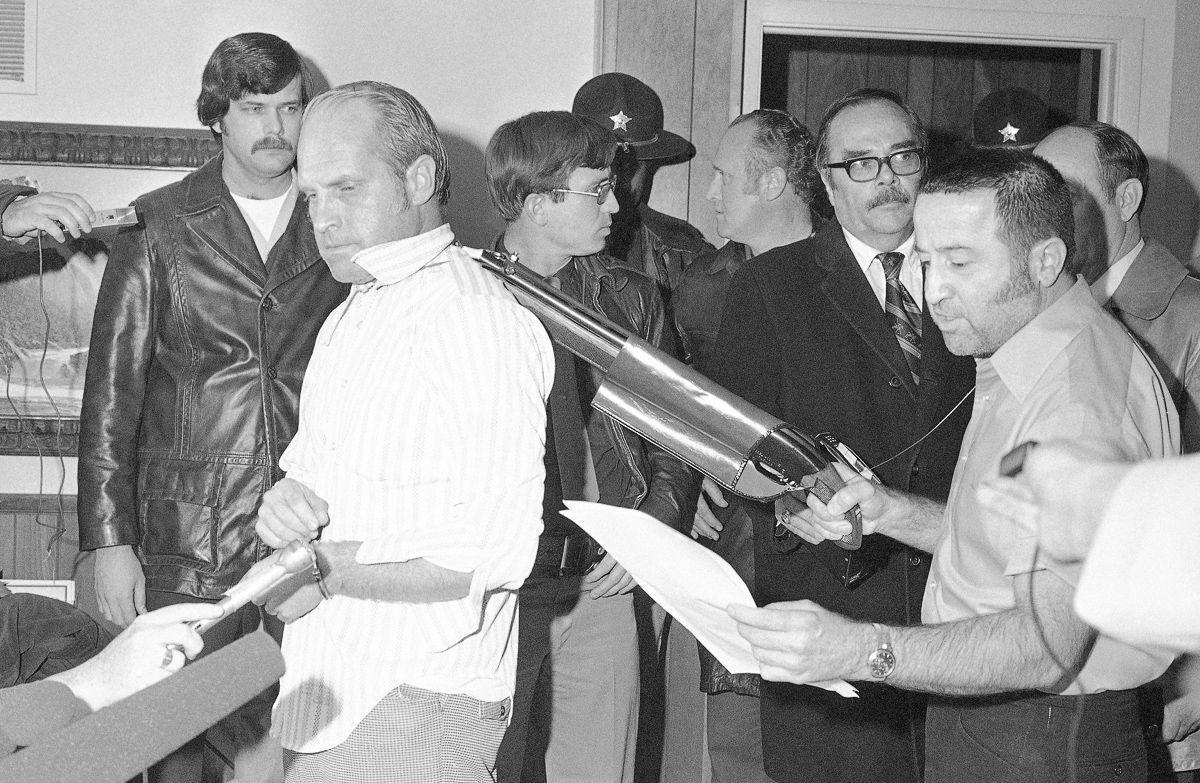 Tony Kiritsis dans l'enlèvement.