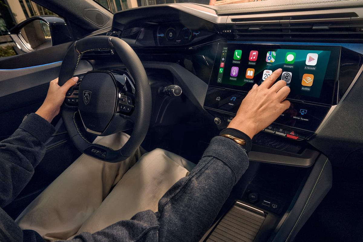 L'expérience technologique est complétée dans les finitions GT et GT Exclusive