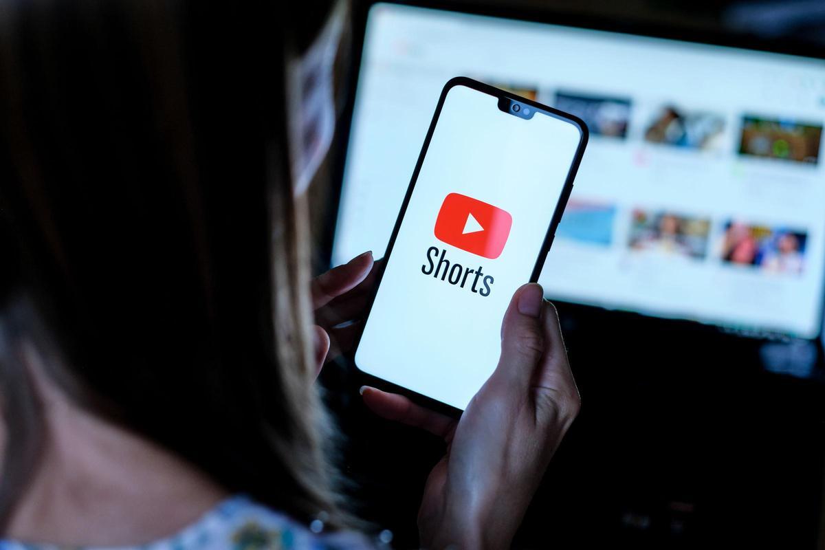 YouTube ajoute une minuterie pour définir une limite quotidienne au défilement infini des courts métrages.