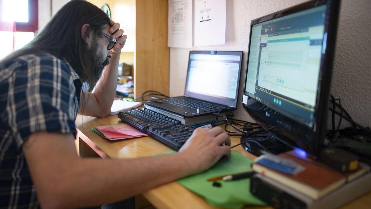 Miles de trabajadores desconocen que pueden pedir hasta 3 años de excedencia en alguna circunstancias