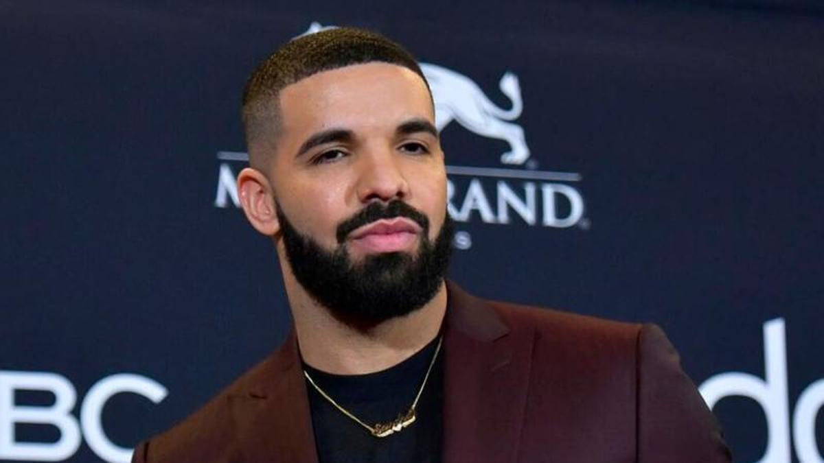 DRAKE HOMME DES GLACES | Drake plante à nouveau Spotify avec la sortie simultanée de trois albums