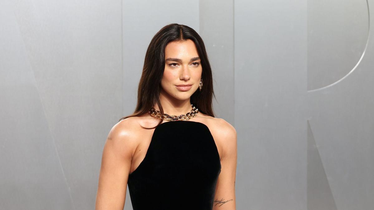 Dua Lipa poursuit Samsung pour 15 millions de dollars pour utilisation non autorisée de son image