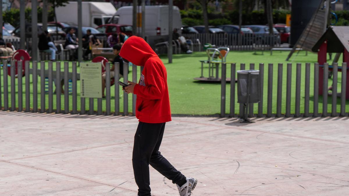RÉSEAUX SOCIAUX | Passer 30 jours sans réseaux sociaux : "Un sommeil plus réparateur, moins d'anxiété et une plus grande clarté mentale"