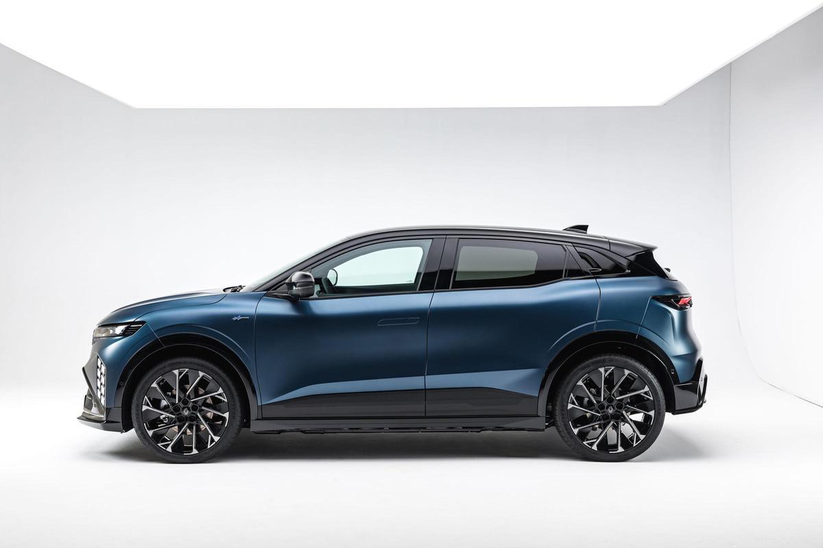 Renault Megane E-Tech : nouvelle image, batterie plus puissante et plus de technologie