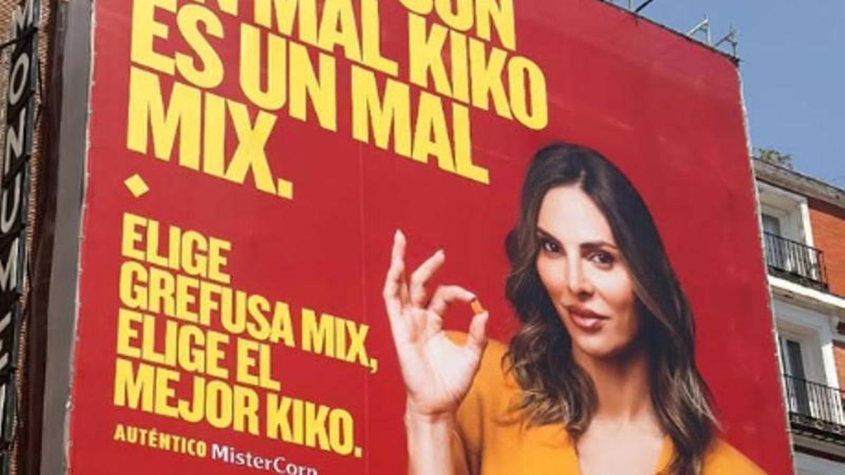 La lona con la campaña publicitaria de Grefusa protagonizada por Irene Rosales.
