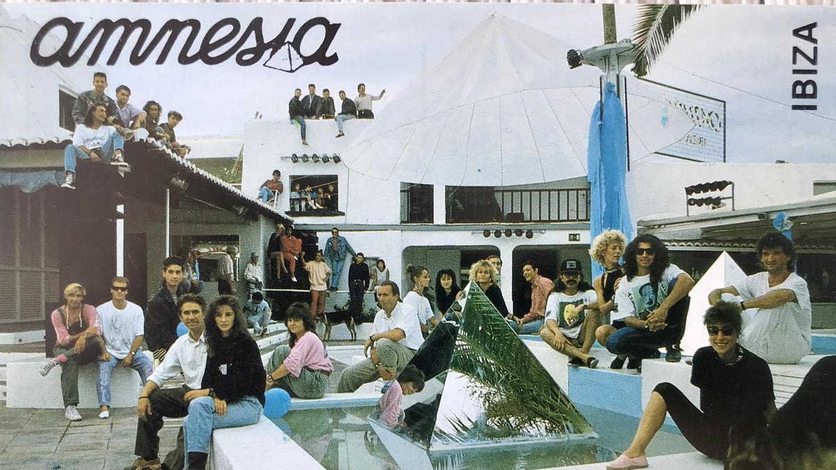 El patio de Amnesia en el año 1986