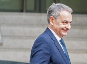 Dernière minute de l&rsquo;intrigue du PSOE, en direct : affaire Plus Ultra, Zapatero, Begoña Gómez et Leire Díez