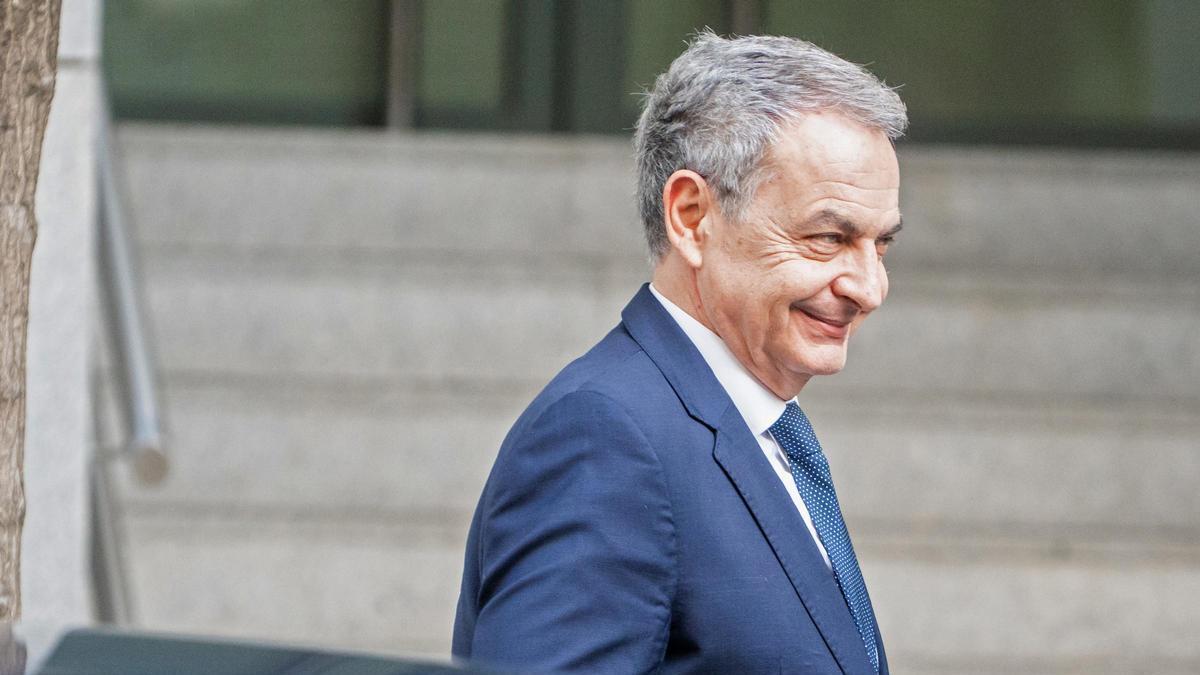 Archivo - El expresidente del Gobierno José Luis Rodríguez Zapatero a su llegada a la Audiencia Nacional, a 17 de junio de 2026, en Madrid (España).