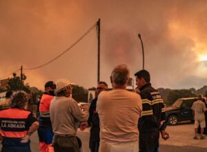 L&rsquo;Espagne pleure de solastalgie, de douleur de voir un pays ravagé par des incendies : c&rsquo;est ainsi que les catastrophes climatiques augmentent l&rsquo;angoisse collective