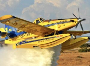 Le gouvernement demande l&rsquo;aide de l&rsquo;UE face aux incendies de forêt en Espagne : la Grèce et l&rsquo;Italie envoient quatre avions