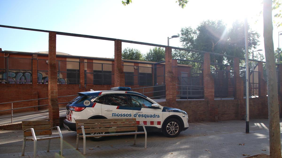 Un menor de 15 años murió tiroteado en el parque de la Pegaso de Barcelona tras un enfrentamiento entre bandas juveniles