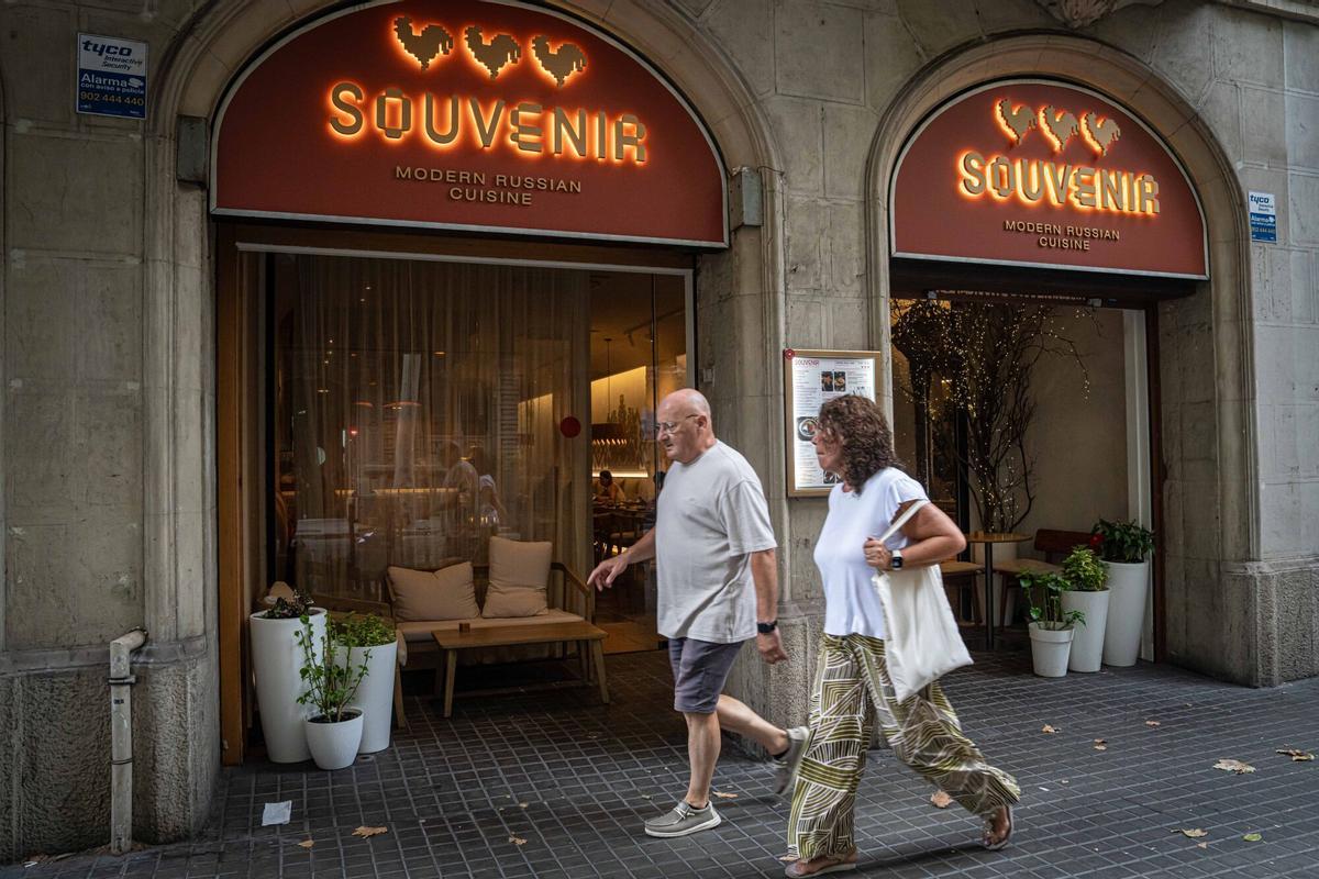 Reportage sur les restaurants étrangers de la ville. Sur l'image, le restaurant Thai Zap, propriété de Thais ; Le Romane, propriété italienne ; et Souvenir, géré par des propriétaires russes. Au 4 août 2026. Société. AUTEUR : MANU MITRU