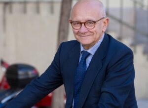 Dr José Viña, expert en longévité : « Les dommages du vieillissement sont visibles chez les personnes âgées, mais ils sont causés chez les jeunes »