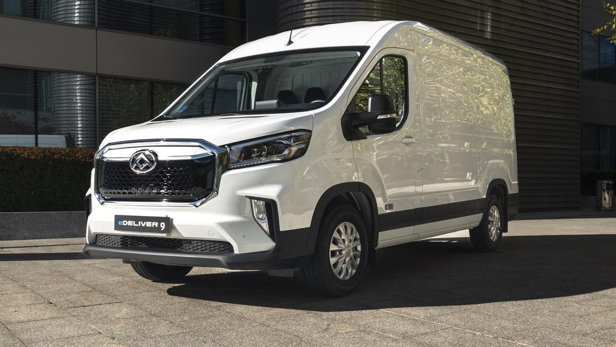 Maxus eDeliver 9: más autonomía, mejor equipamiento y mayor capacidad de remolque