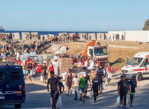 Ceuta et Melilla, en direct