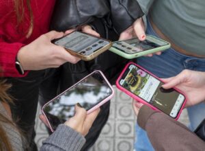 Les scientifiques sont d’accord : passer plus de 2,5 heures par jour sur les réseaux sociaux peut provoquer ce grave problème de santé