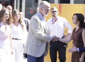 Pedro Sánchez et ses ministres tiennent tête à la Formule 1 et au Roi
